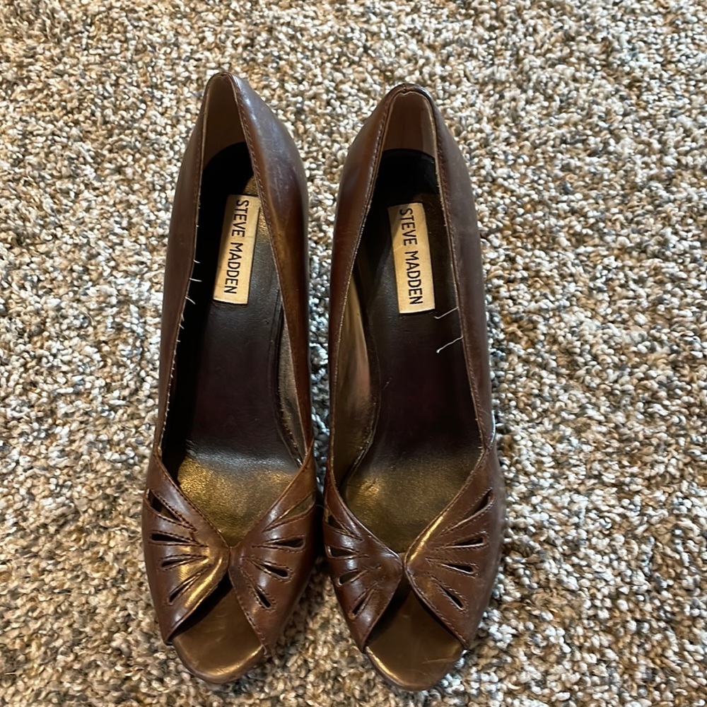 Brown Steve Madden (Vintage) Peek-boo Heels